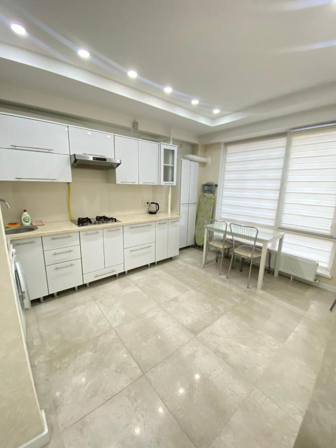 New Lux Apartment In Кишинёв Экстерьер фото